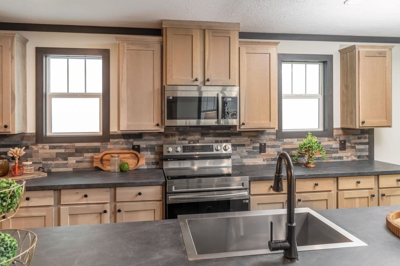 Boujee lux kitchen home features