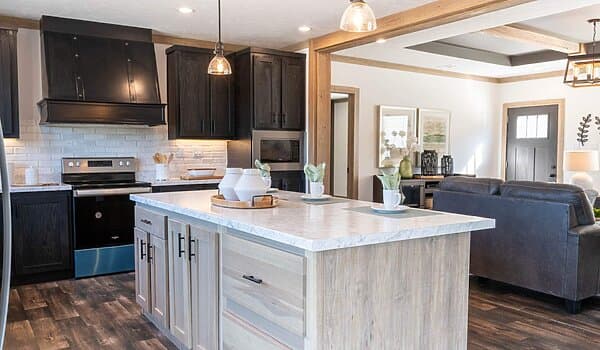 The delilah  home features
