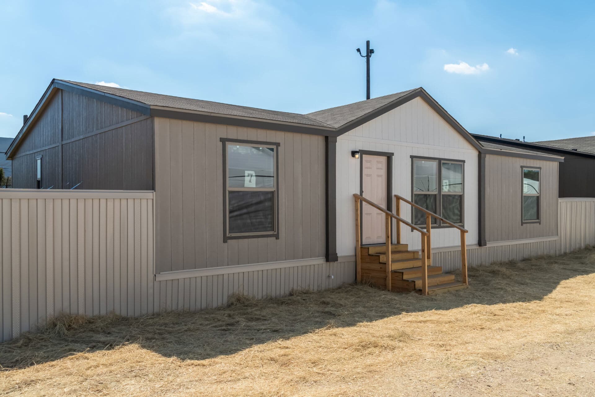 Heritage h-3248-32a elevation and exterior home features