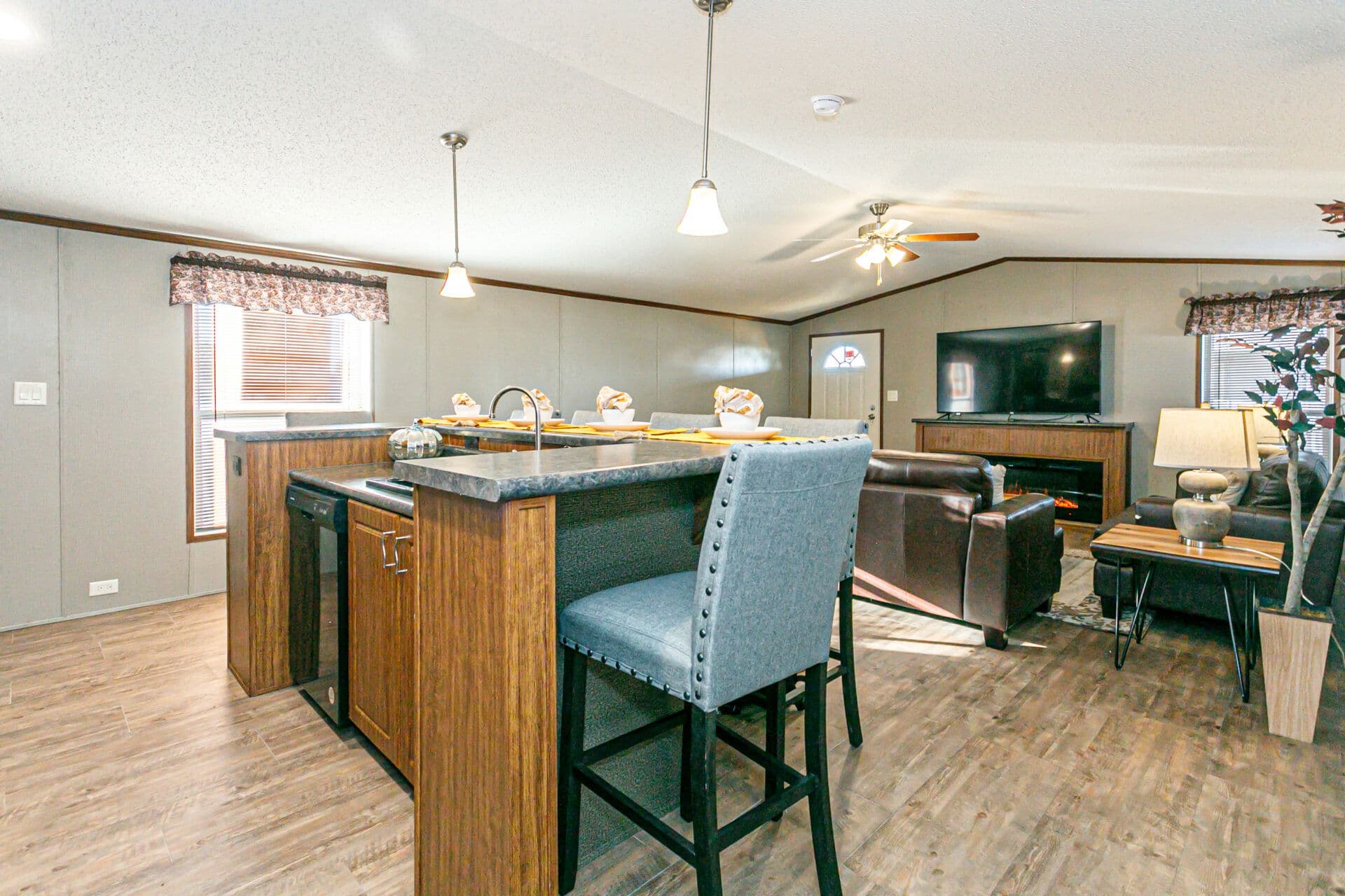 Heritage h-1872-32a kitchen home features