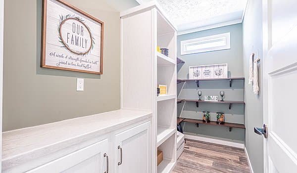 The white oak   home features