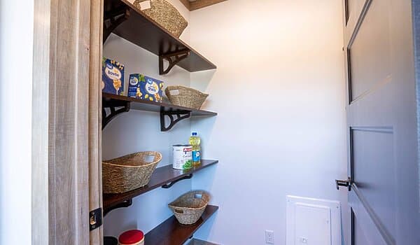 The delilah  home features