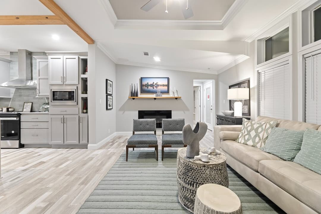 Isla ii 42484a interior home features