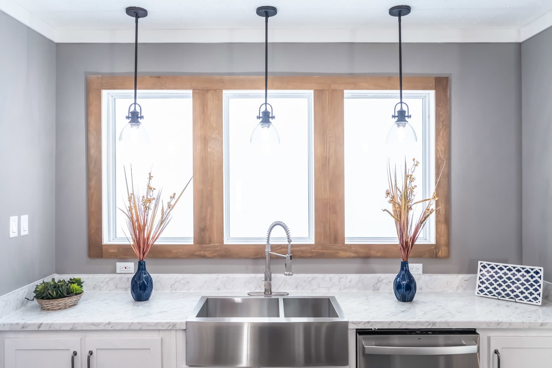 The willow oak kitchen home features