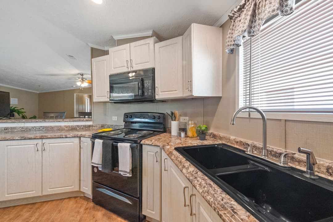 Classic c-1880-32f kitchen home features