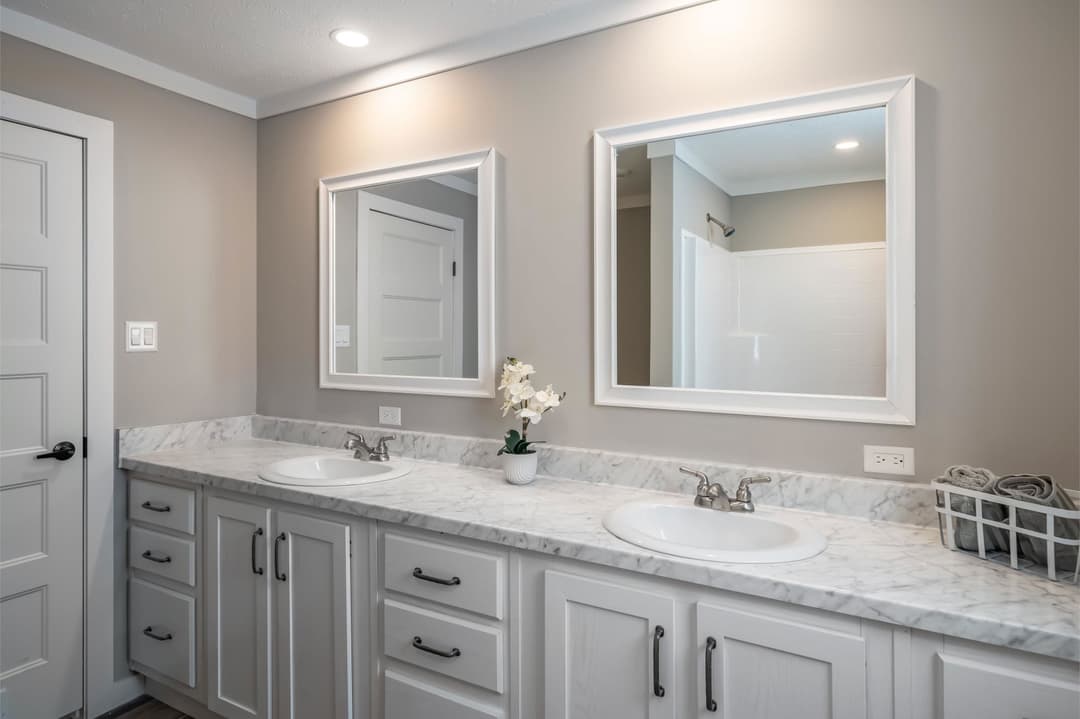 The magnolia bathroom home features
