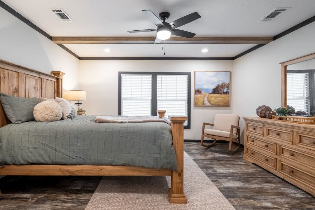 Boujee lux bedroom home features