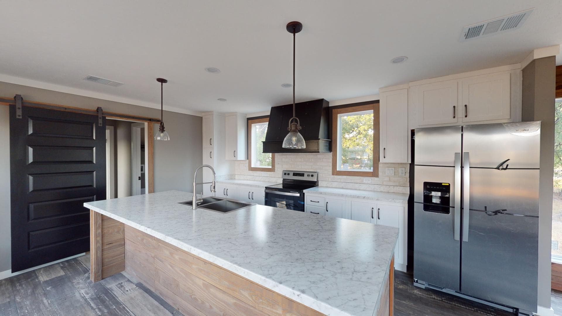 The cheaha kitchen home features