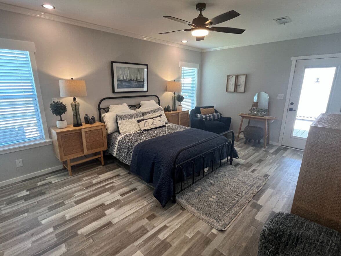 Chase ii 40442a bedroom home features