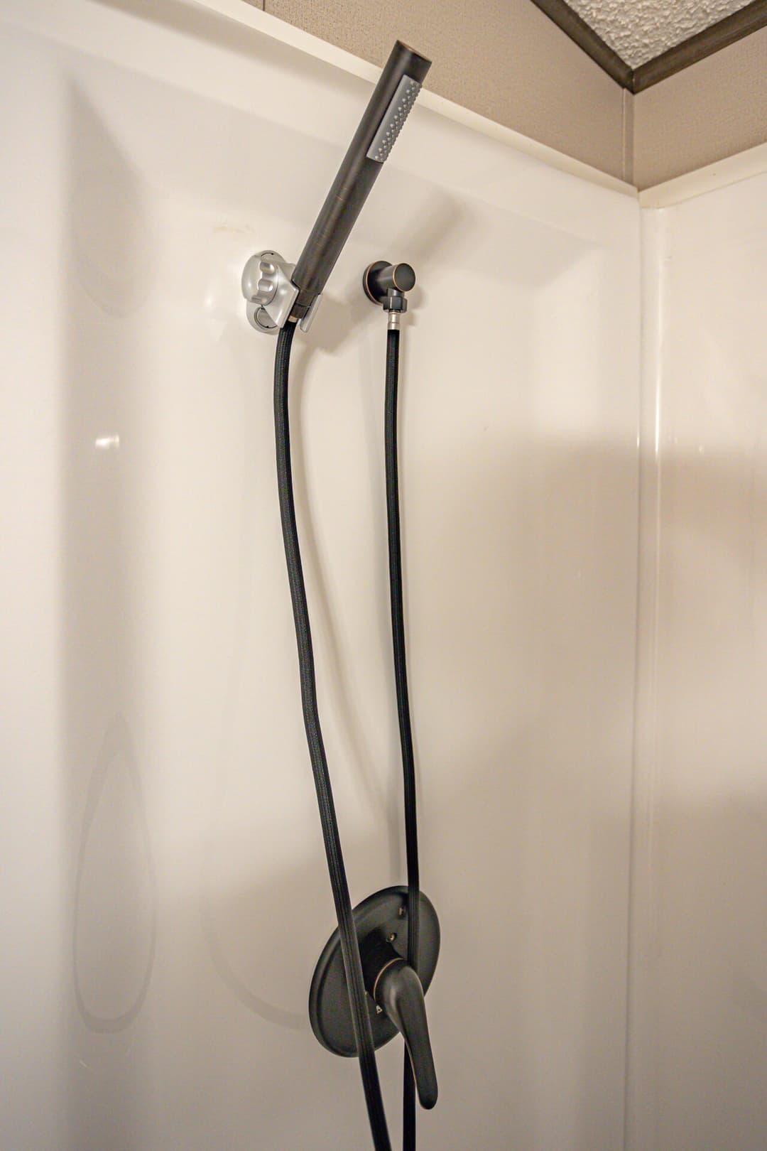 Heritage h-1672-32b bathroom home features