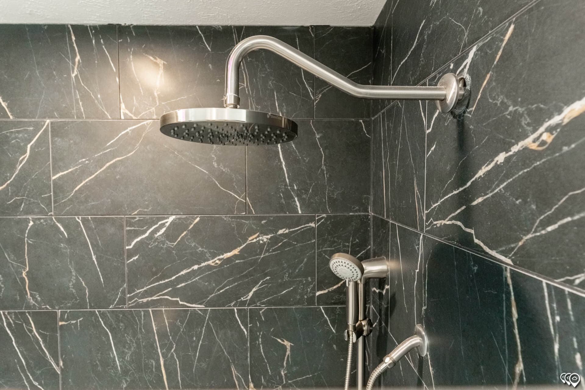 The shoal creek bathroom home features