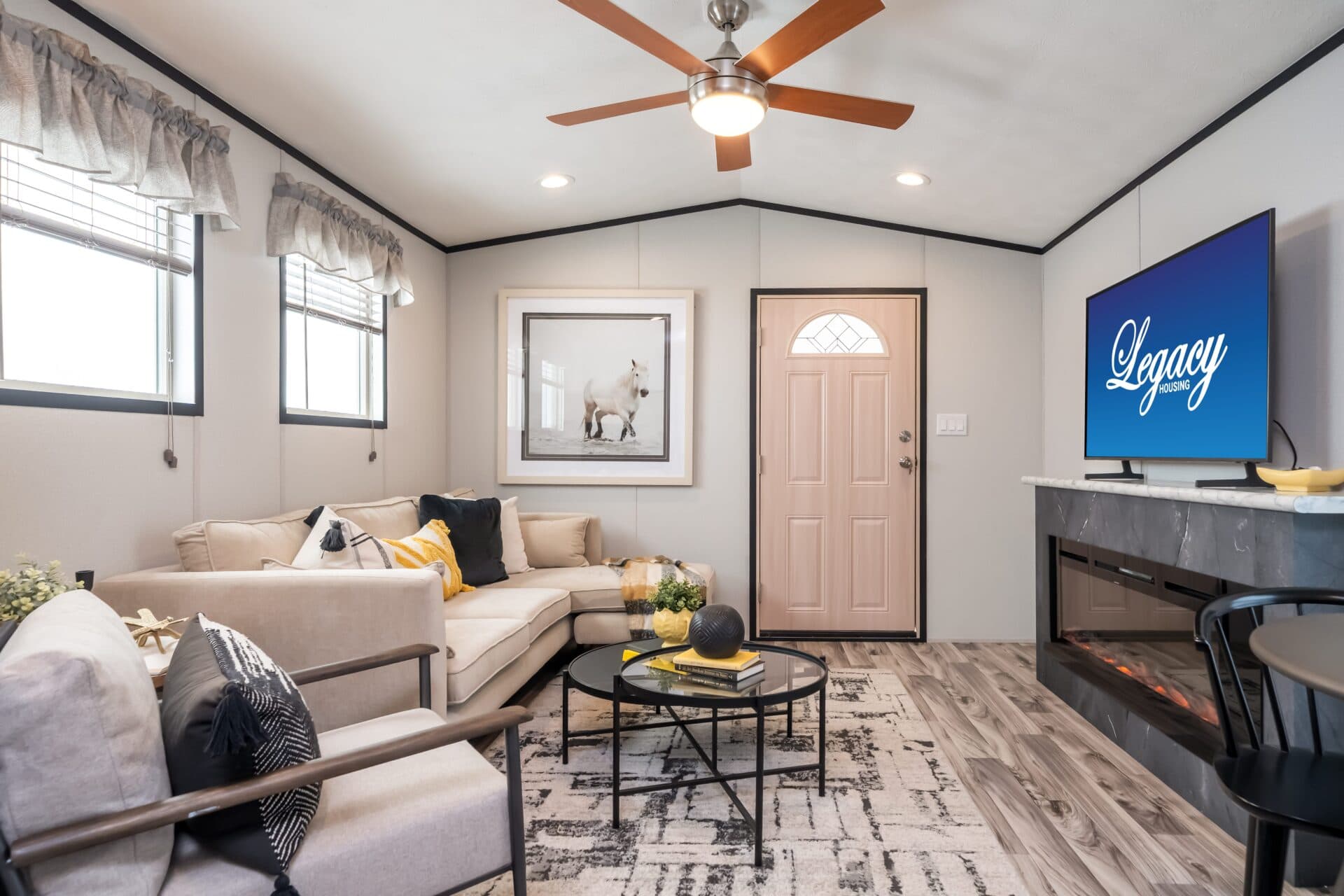 Select s-1240-11fla interior home features