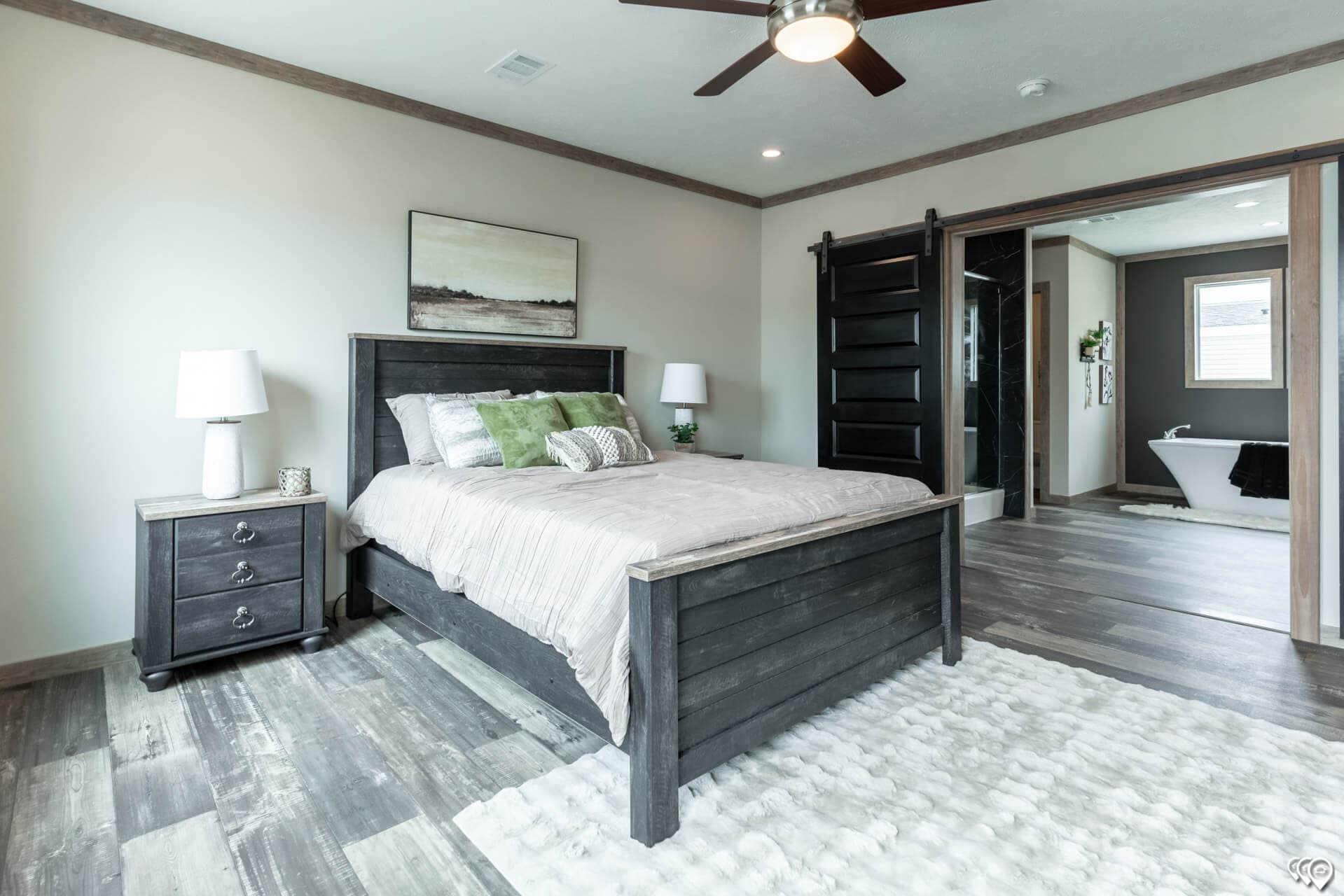 The shoal creek bedroom home features