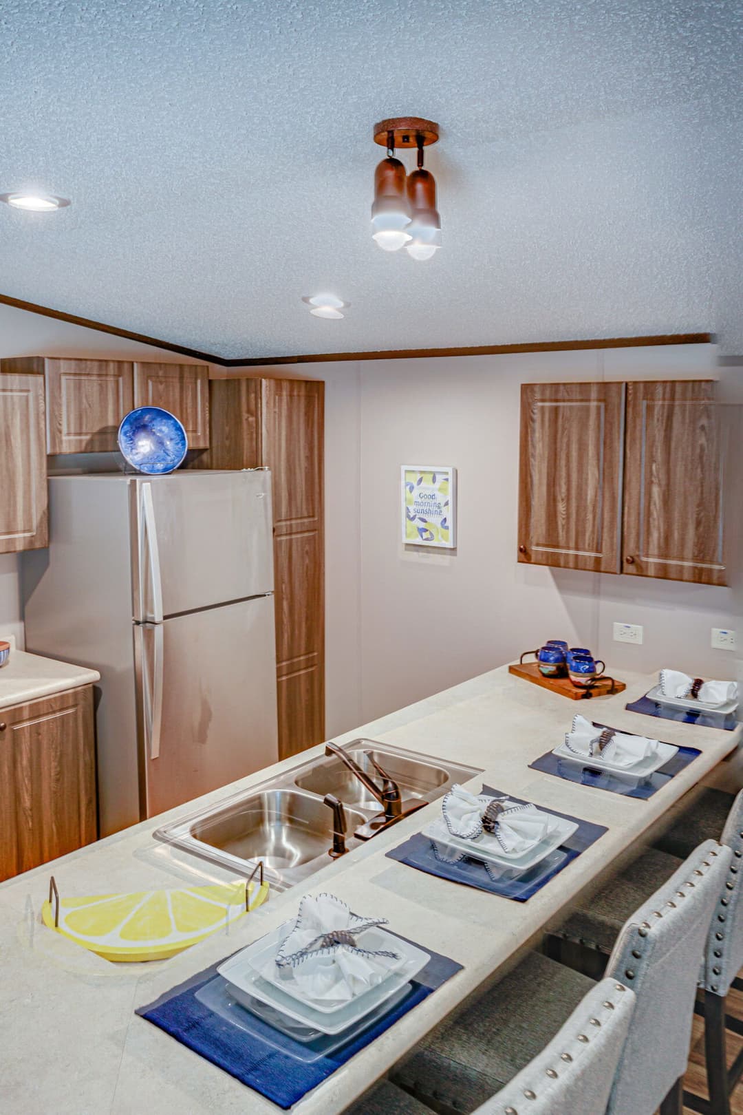 Heritage h-1672-32b kitchen home features