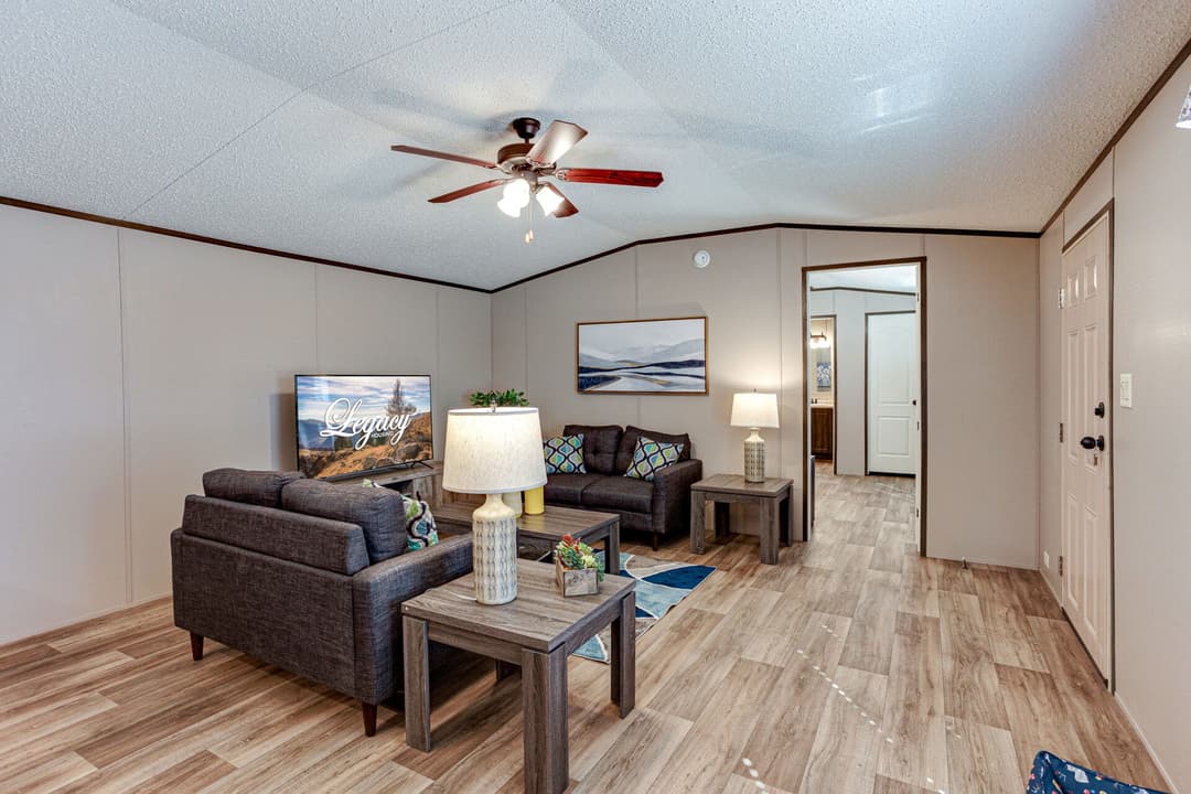 Heritage h-1672-32b interior home features