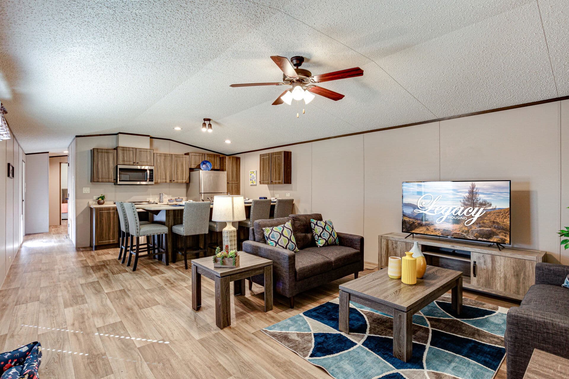 Heritage h-1672-32b interior home features