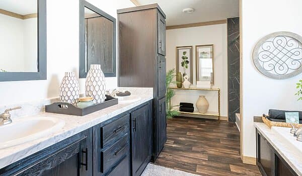 The delilah  home features