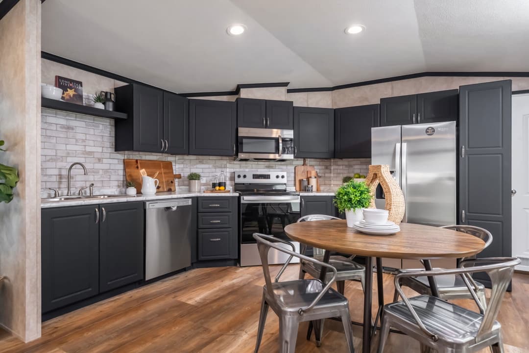 Classic c-1680-32flp kitchen home features