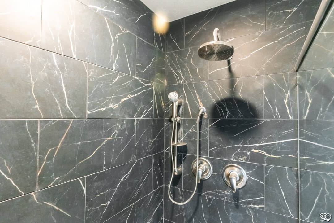 The twin creek bathroom home features