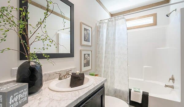 The delilah  home features