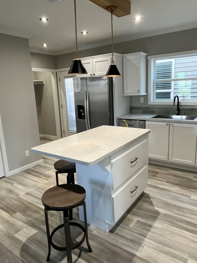 Hayden 24442a kitchen home features