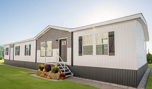 The delilah  home features