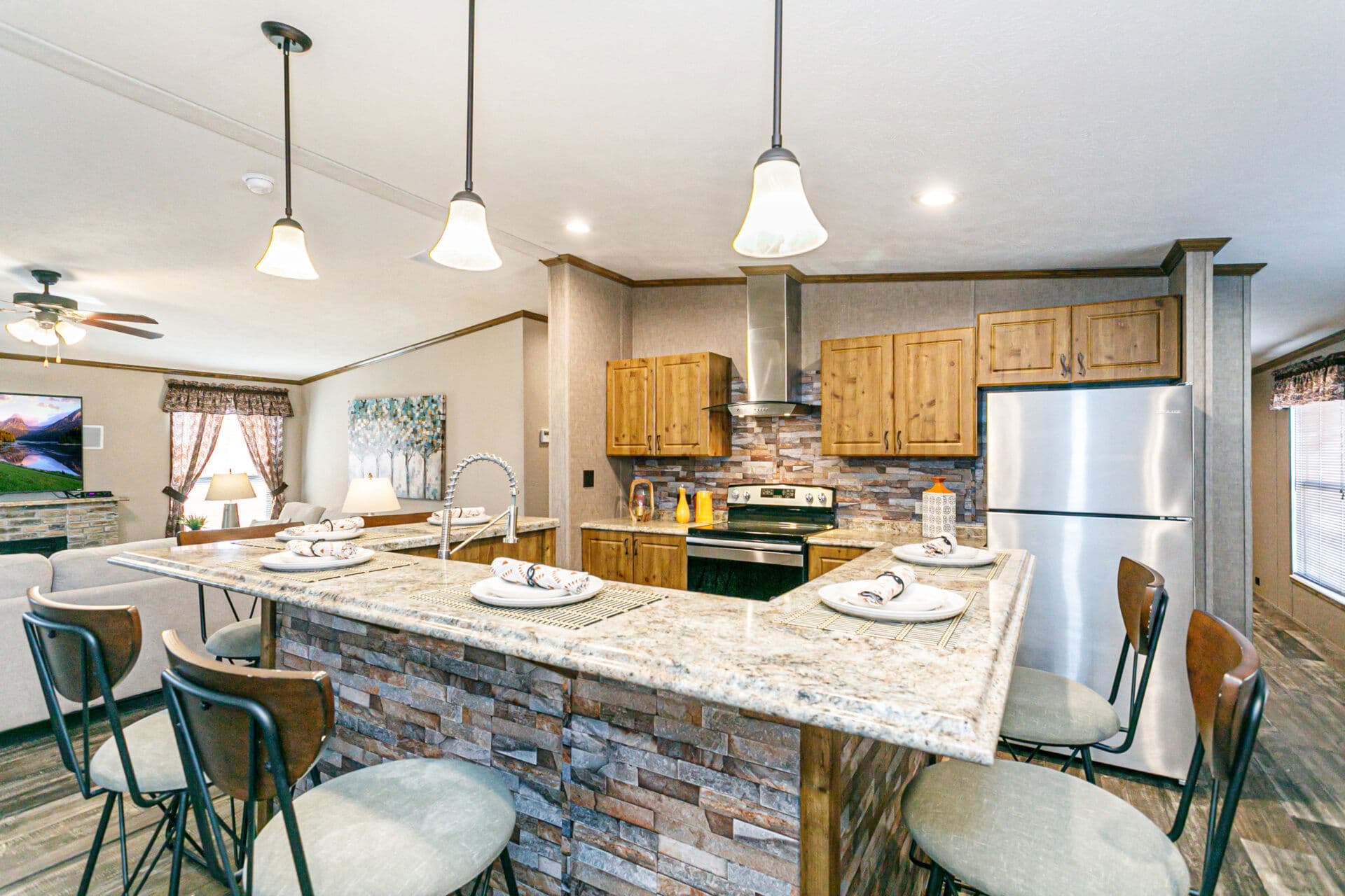 Classic c-3264-32c interior home features