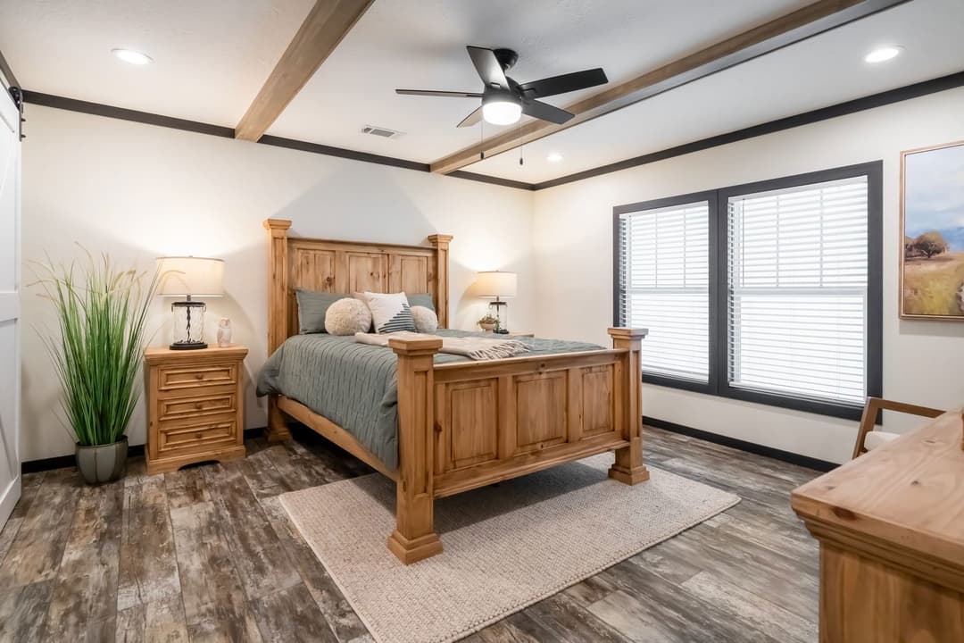 Boujee lux bedroom home features